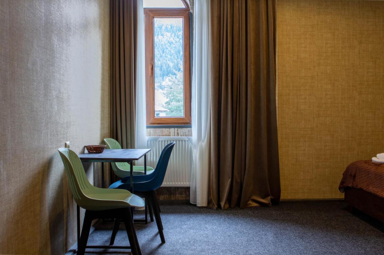 Hotel Eden Mestia Bagian luar foto