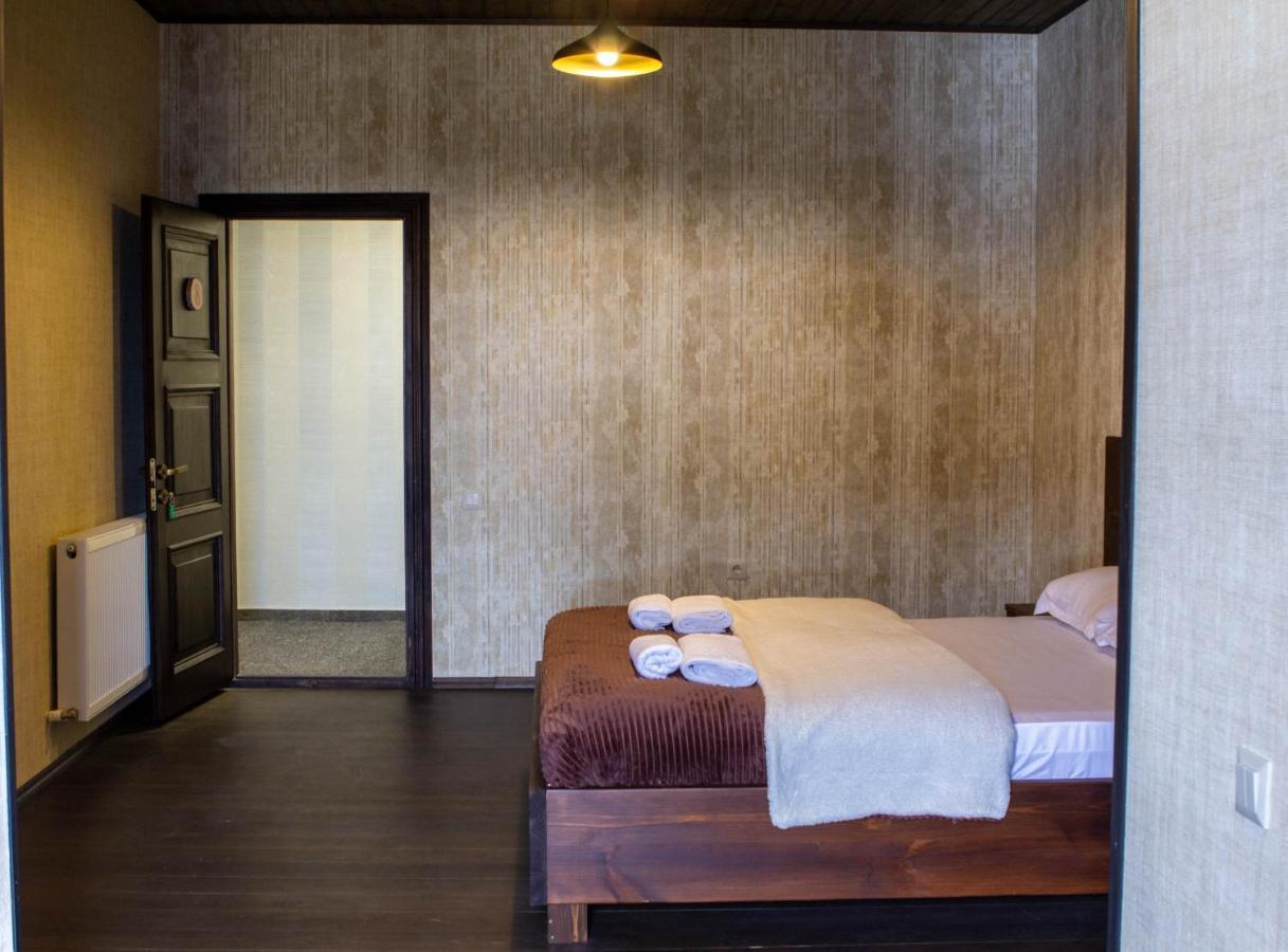 Hotel Eden Mestia Bagian luar foto
