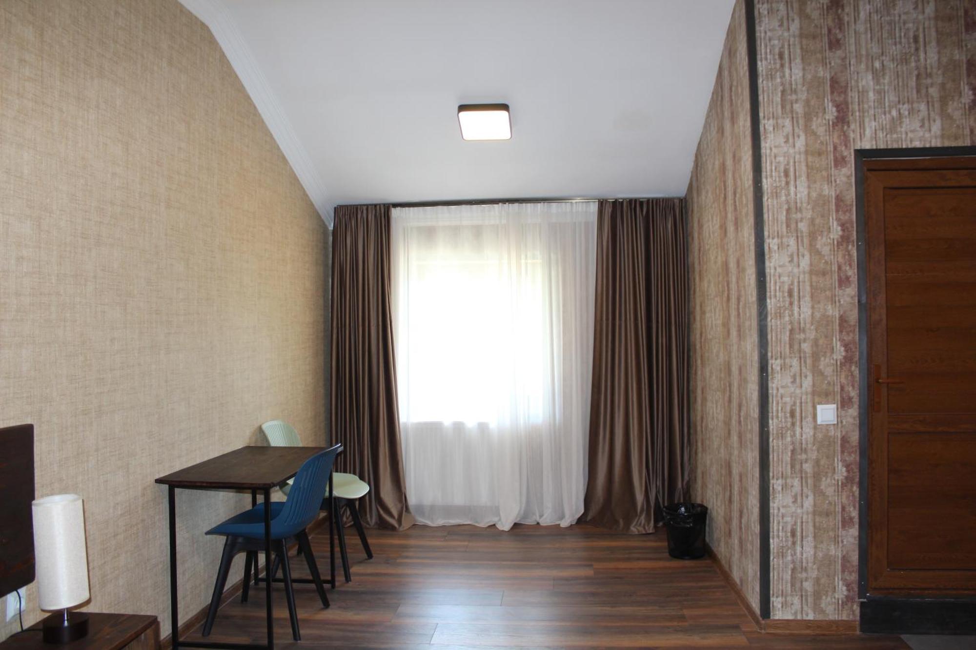Hotel Eden Mestia Bagian luar foto