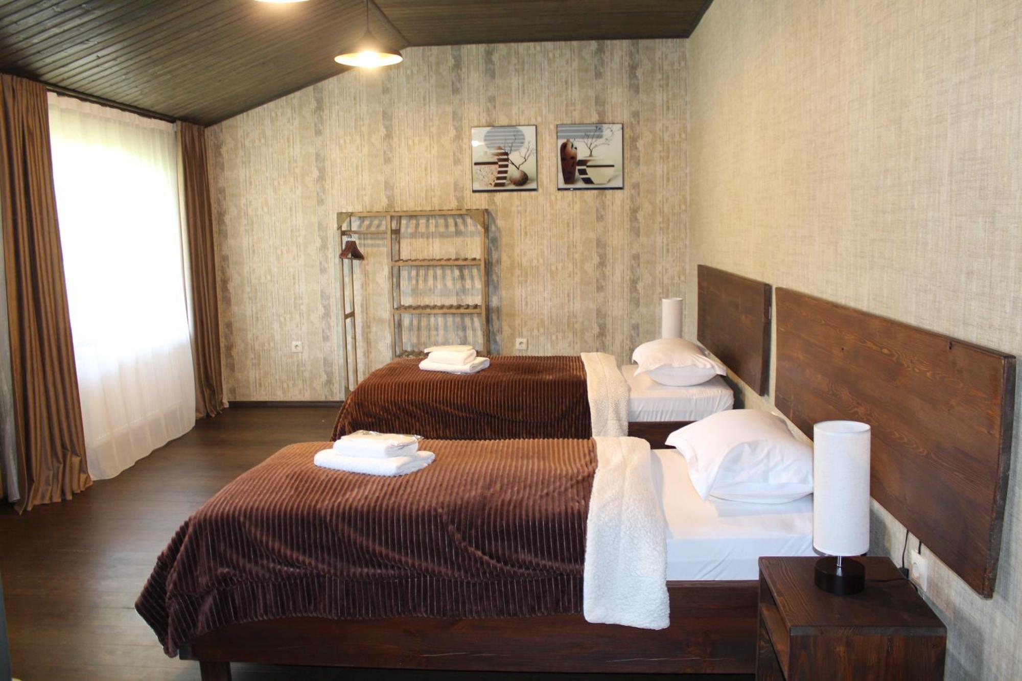 Hotel Eden Mestia Bagian luar foto